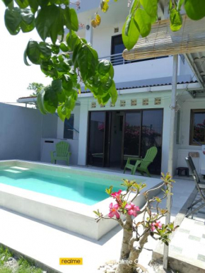 Casa white Surbakti